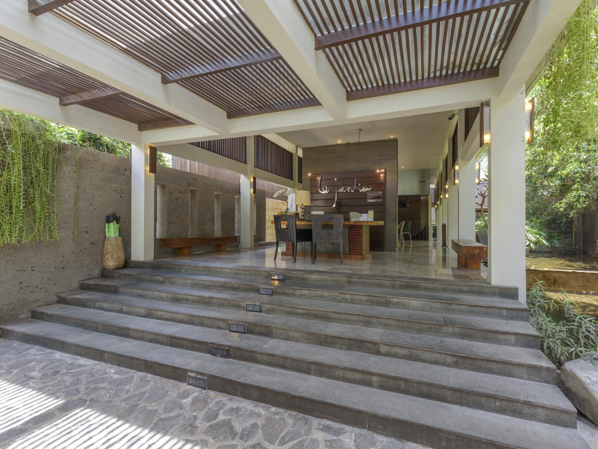 Le Jardin Villas Seminyak Exterior photo